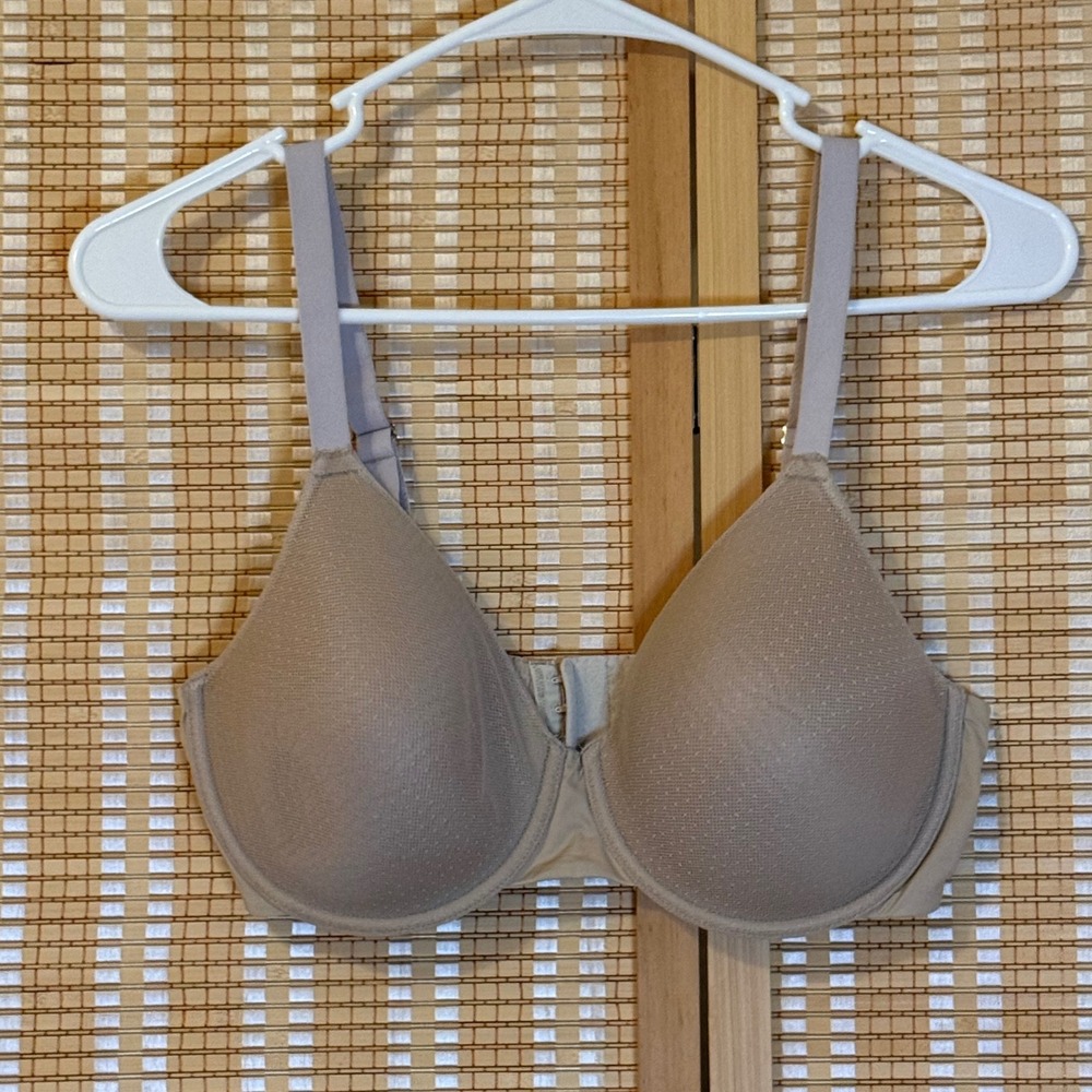 Natori Tan Beige Underwire Full Coverage T-Shirt Bra 34D 741214 Feminine Sexy
